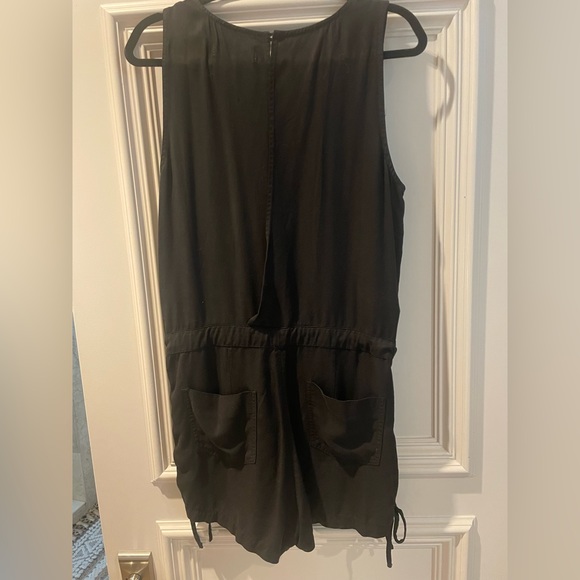 Pistols black romper with adjustable waist and shorts - Picture 2 of 3